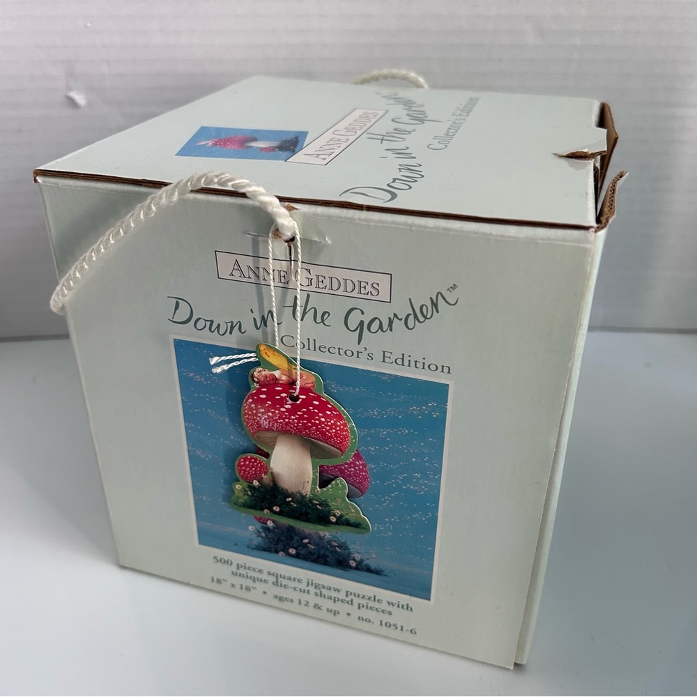 Anne Geddes Down In The Garden Puzzle 500 PC. 18x18 Collector Edition New In Box